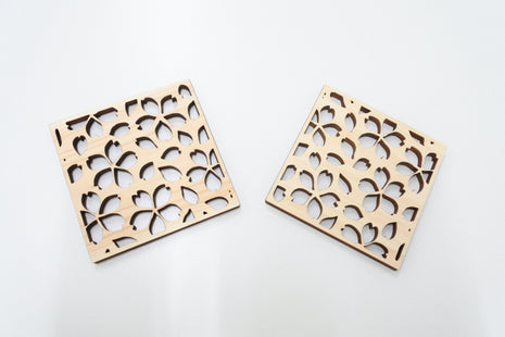 Hinoki coaster sakura with auspicious pattern
