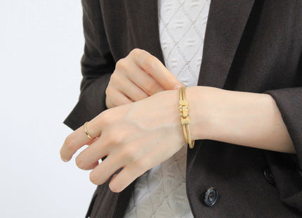 Antelope bracelet