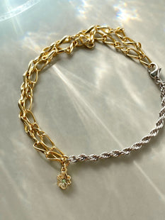 Petite fleur bracelet