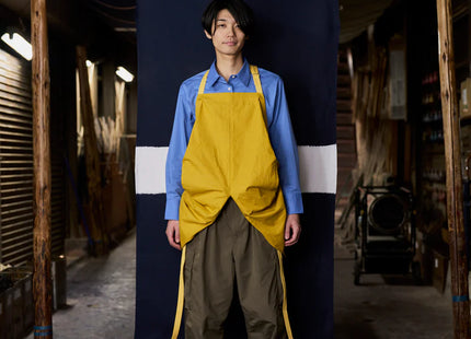 MAKU. Work apron using traditional Japanese techniques