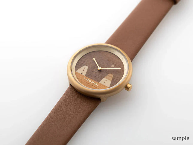 wind gauge wristwatch gold