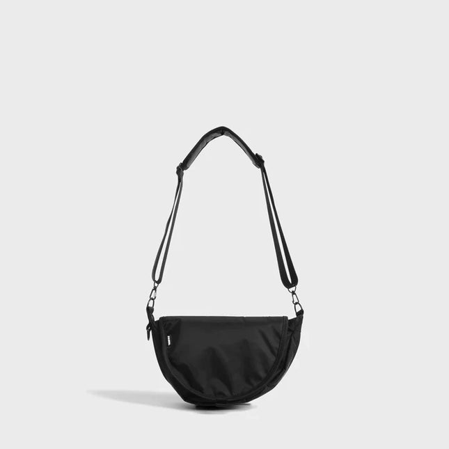 Destoryed U half moon bag「004_Janis」